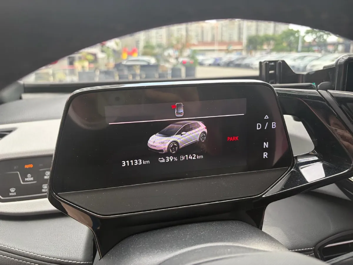 2024 Volkswagen ID.3 BEV 52.8KWH,autocango,china used car exporter,china ev exporter,chinese used car exporter,chinese used ev exporter