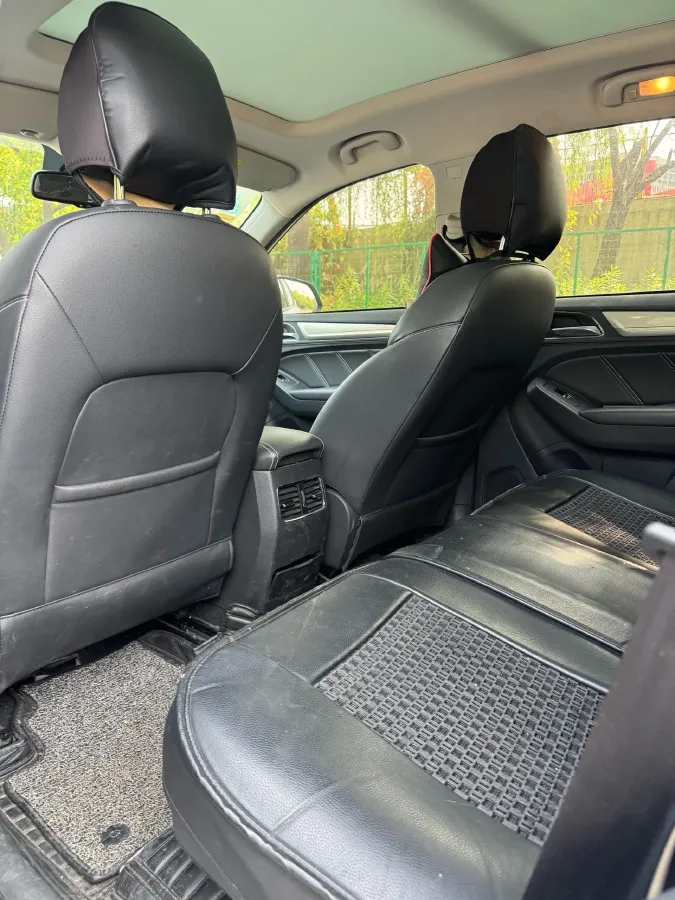 2018 Roewe RX5 1.5T 169HP L4 2AT PHEV 12KWH,autocango,china used car exporter,china ev exporter,chinese used car exporter,chinese used ev exporter