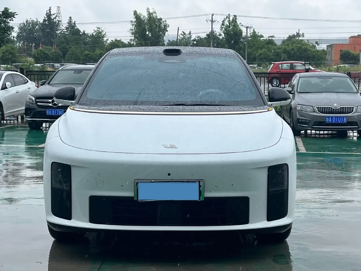 2025 Li i6 BEV,autocango,china used car exporter,china ev exporter,chinese used car exporter,chinese used ev exporter