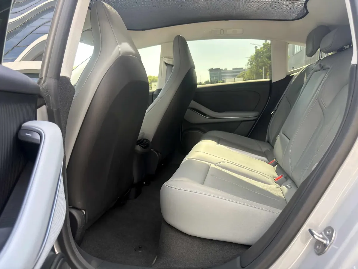 2022 JunTian HeiWuShi Youth 2.0T 203HP L4 6AT,autocango,china used car exporter,china ev exporter,chinese used car exporter,chinese used ev exporter