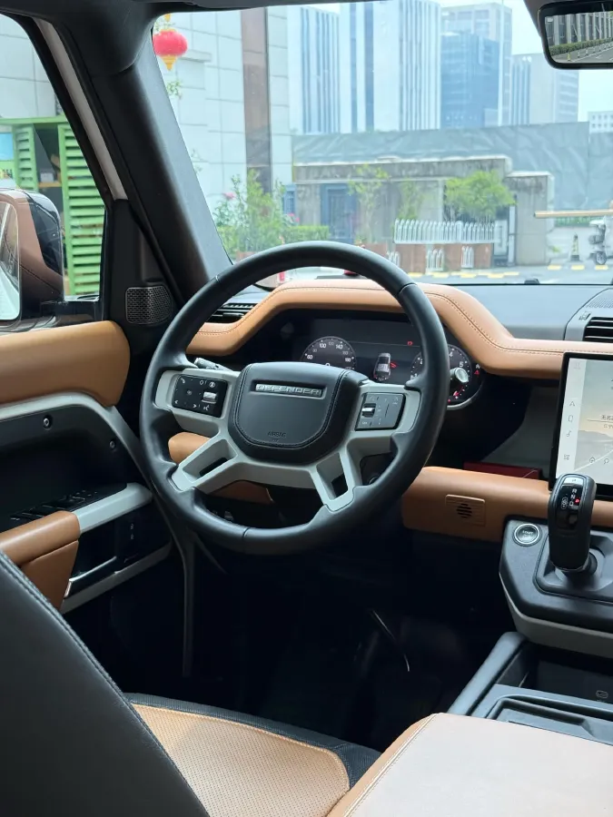 2024 Land Rover Defender 3.0T 400HP L6 8AT,autocango,china used car exporter,china ev exporter,chinese used car exporter,chinese used ev exporter