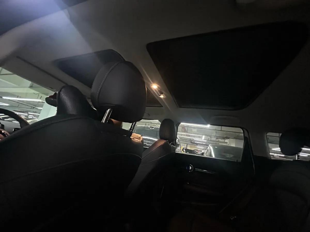 2021 MINI CLUBMAN 1.5T 102HP L3 7DCT,autocango,china used car exporter,china ev exporter,chinese used car exporter,chinese used ev exporter