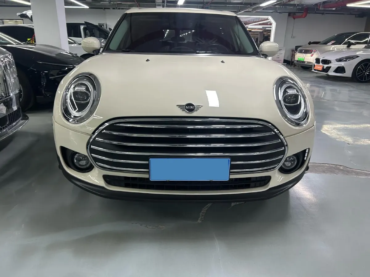 2021 MINI CLUBMAN 1.5T 102HP L3 7DCT,autocango,china used car exporter,china ev exporter,chinese used car exporter,chinese used ev exporter