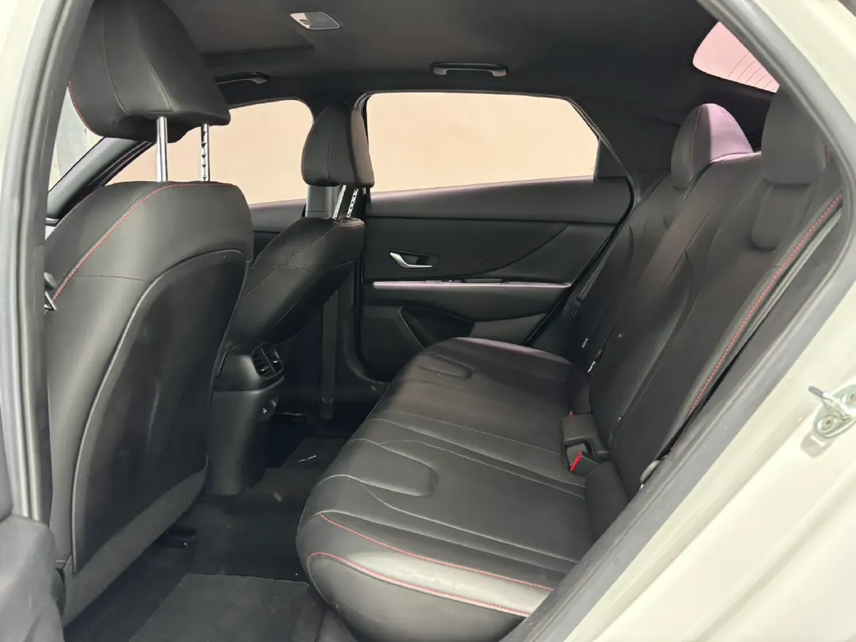 2022 Hyundai Elantra 1.5L 115HP L4 CVT,autocango,china used car exporter,china ev exporter,chinese used car exporter,chinese used ev exporter