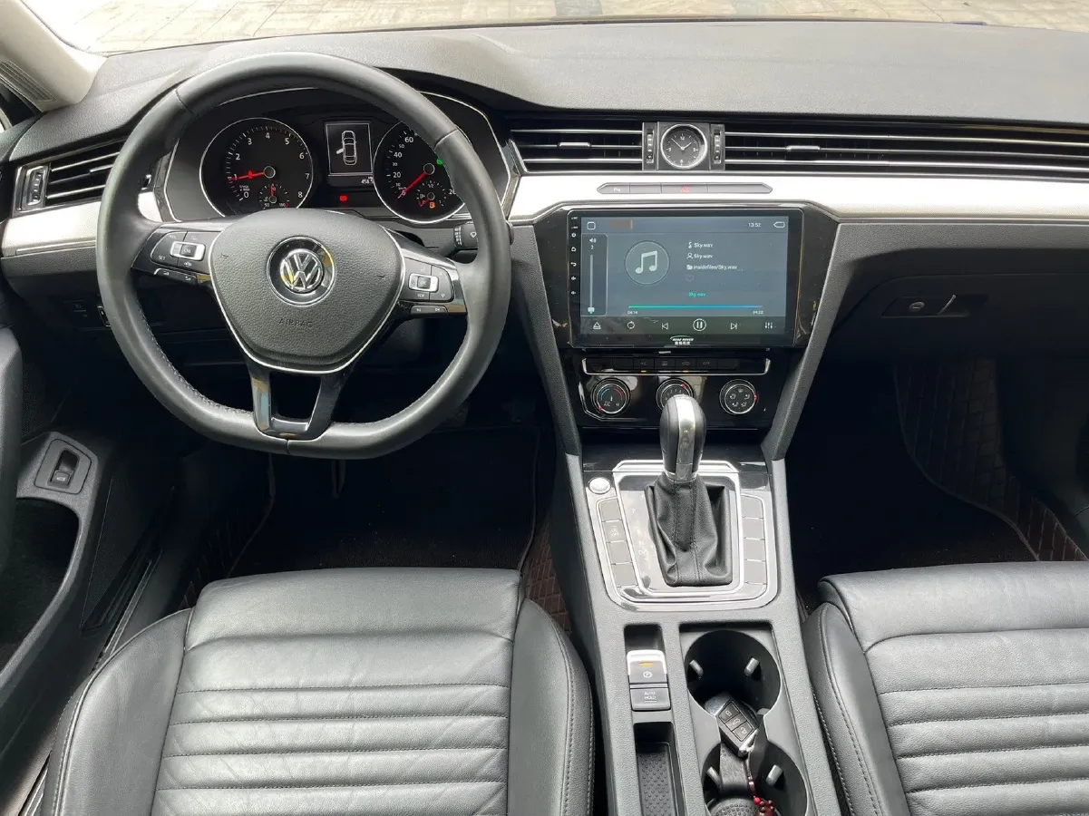2019 Chevrolet Malibu XL 2.0T 241HP L4 9AT,autocango,china used car exporter,china ev exporter,chinese used car exporter,chinese used ev exporter