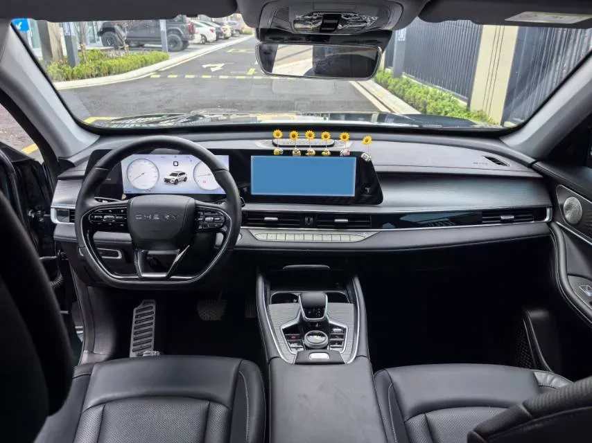2025 Chery Tiggo 8 PRO 1.6T 197HP L4 7DCT,autocango,china used car exporter,china ev exporter,chinese used car exporter,chinese used ev exporter
