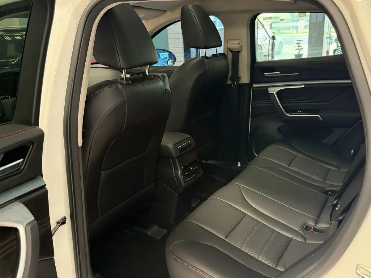 2017 WEY VV5 2.0T 197HP L4 7DCT,autocango,china used car exporter,china ev exporter,chinese used car exporter,chinese used ev exporter