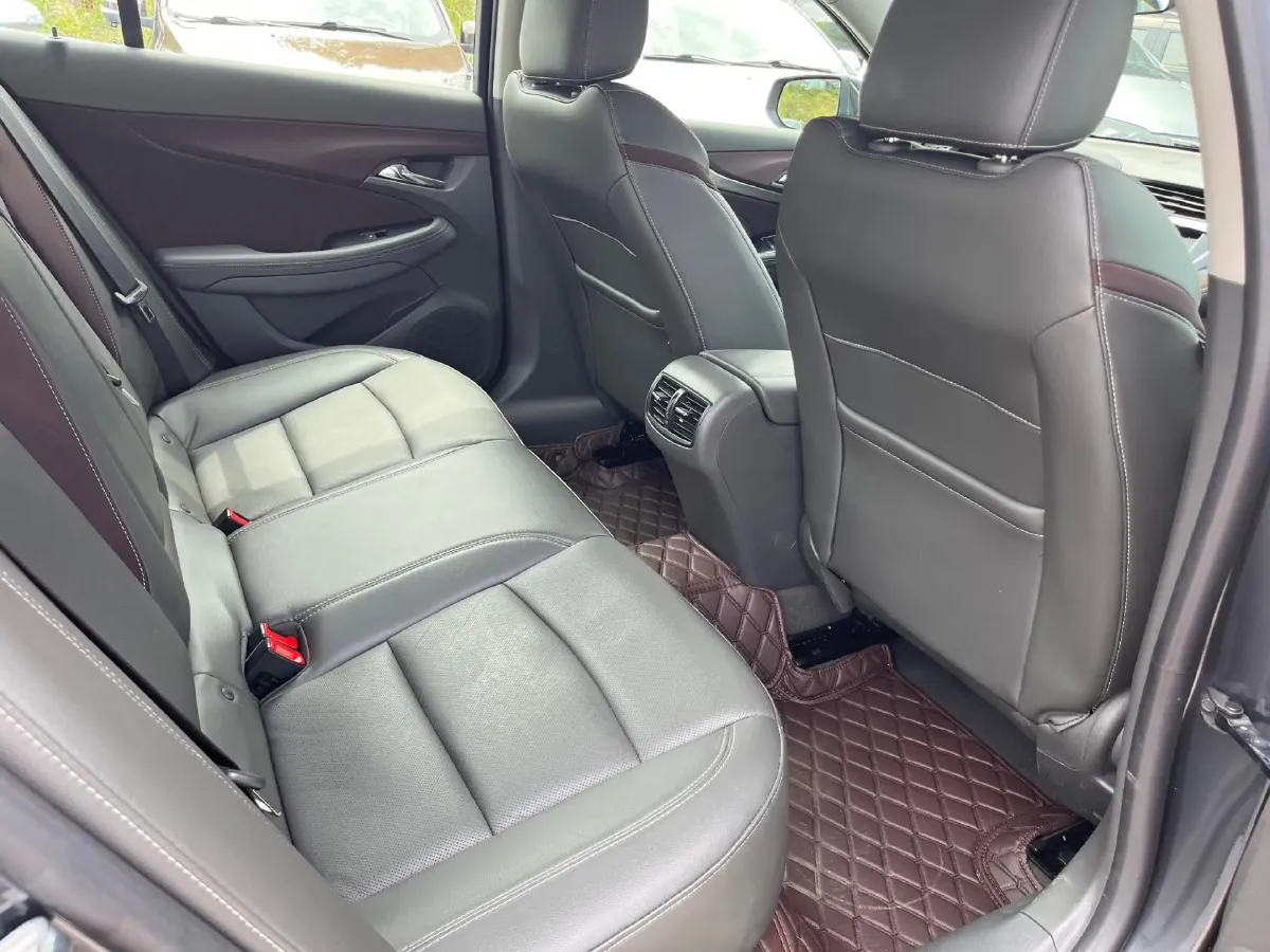 2017 Chevrolet Malibu 1.5T 170HP L4 6AT,autocango,china used car exporter,china ev exporter,chinese used car exporter,chinese used ev exporter