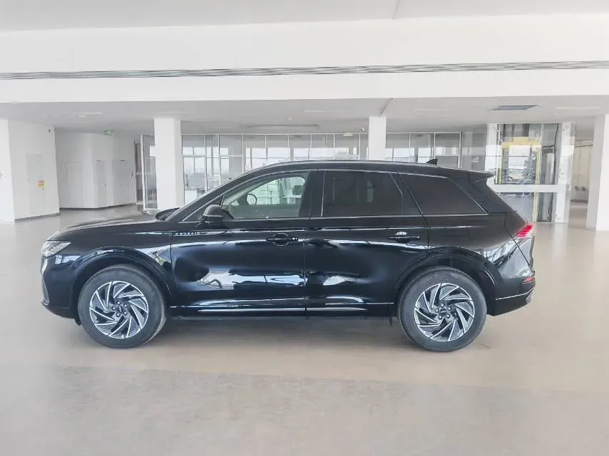 2025 Lincoln Corsair 2.0T 261HP L4 8AT,autocango,china used car exporter,china ev exporter,chinese used car exporter,chinese used ev exporter