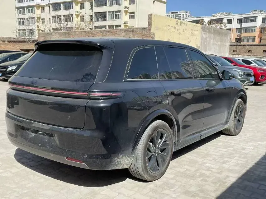2024 Volvo S60 2.0T 197HP L4 7DCT,autocango,china used car exporter,china ev exporter,chinese used car exporter,chinese used ev exporter