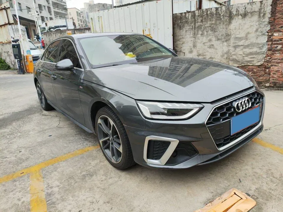 2020 Audi A4L 2.0T 190HP L4 7DCT,autocango,china used car exporter,china ev exporter,chinese used car exporter,chinese used ev exporter