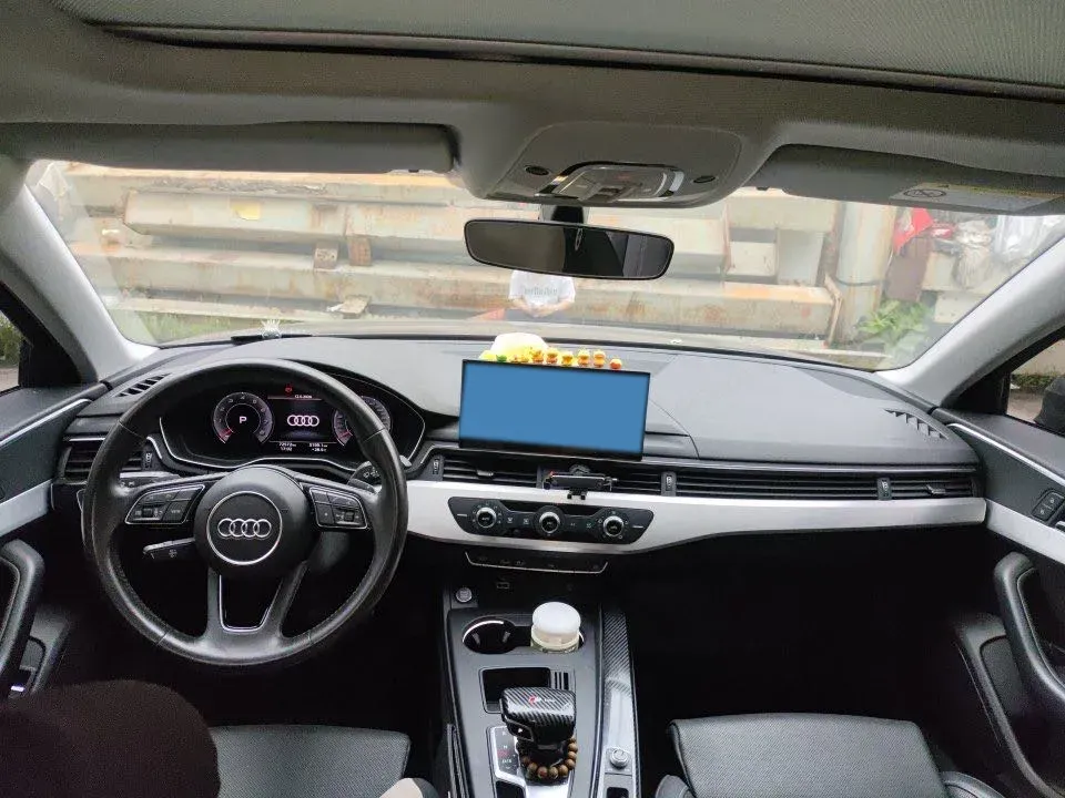2020 Audi A4L 2.0T 190HP L4 7DCT,autocango,china used car exporter,china ev exporter,chinese used car exporter,chinese used ev exporter