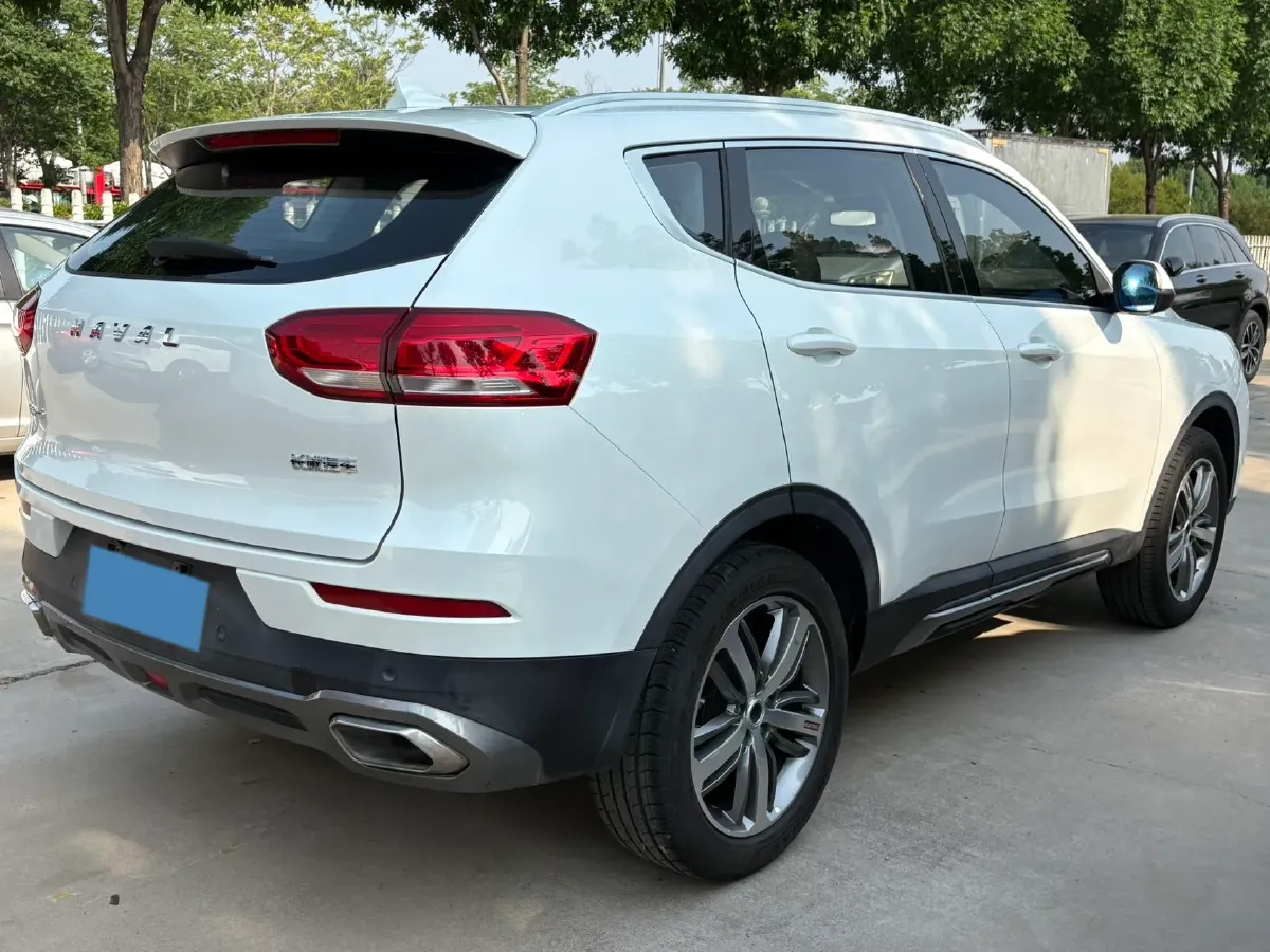 2018 Haval H6 1.5T 169HP L4 7DCT,autocango,china used car exporter,china ev exporter,chinese used car exporter,chinese used ev exporter