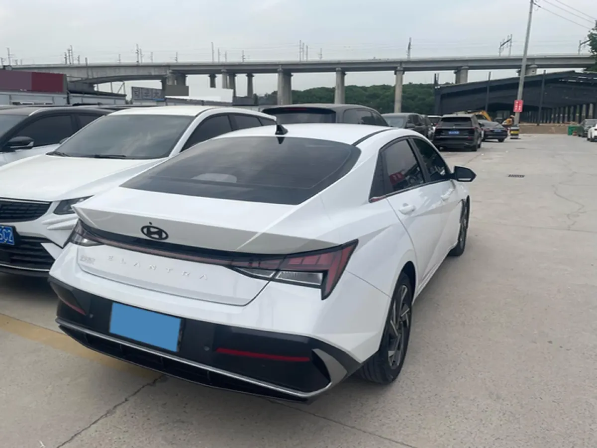 2023 Hyundai Elantra 1.5L 115HP L4 CVT,autocango,china used car exporter,china ev exporter,chinese used car exporter,chinese used ev exporter