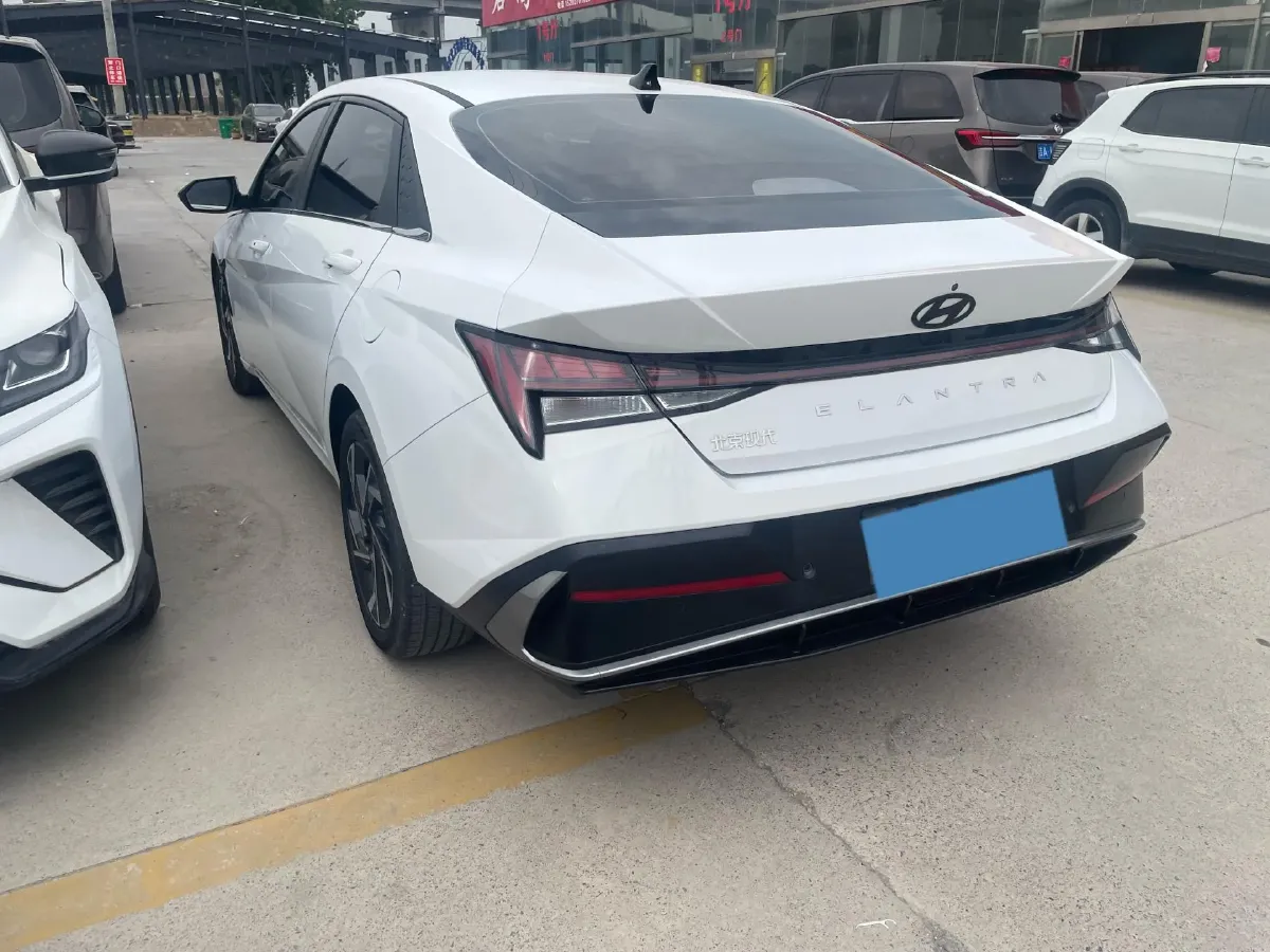 2023 Hyundai Elantra 1.5L 115HP L4 CVT,autocango,china used car exporter,china ev exporter,chinese used car exporter,chinese used ev exporter