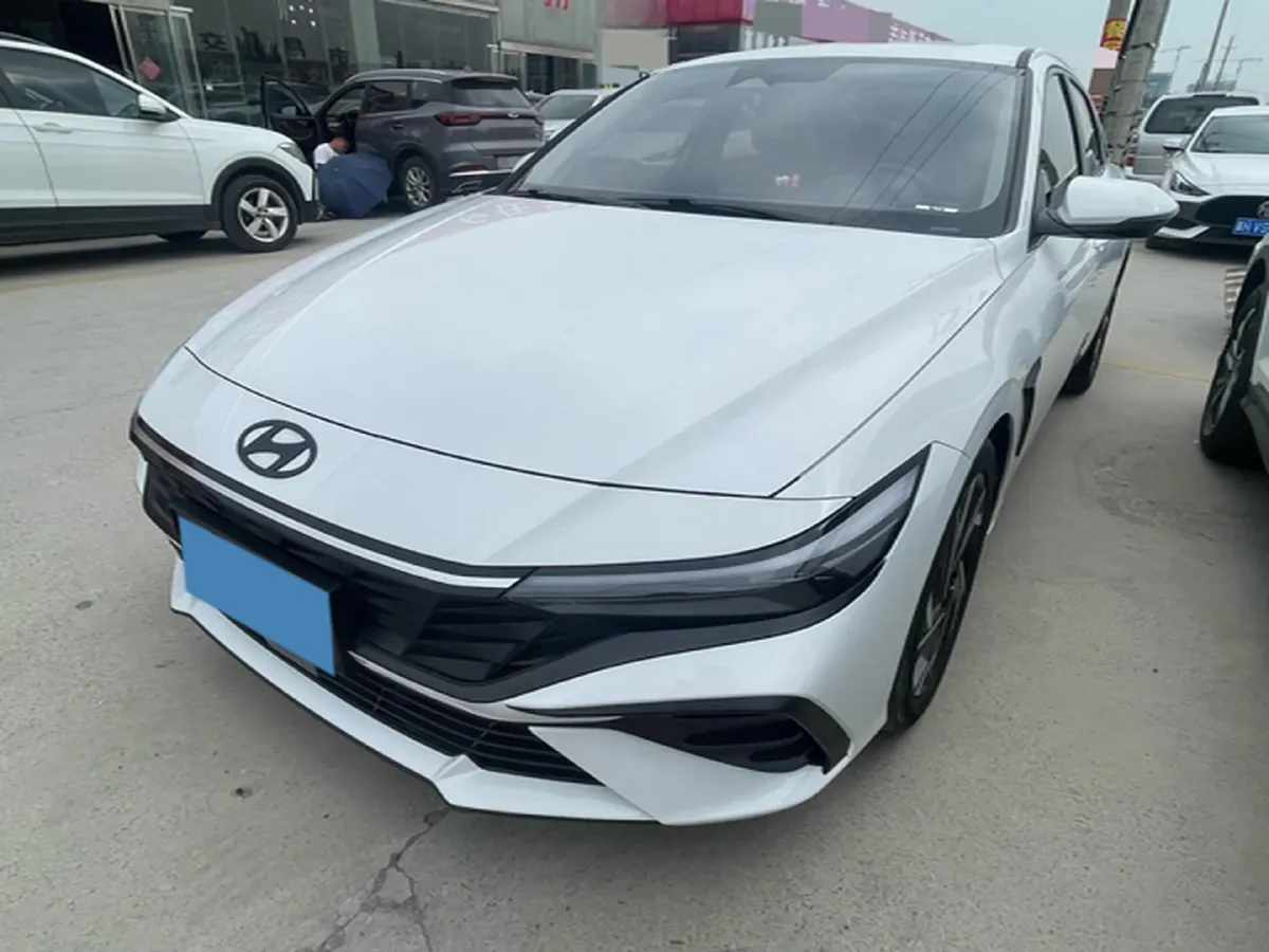 2023 Hyundai Elantra 1.5L 115HP L4 CVT,autocango,china used car exporter,china ev exporter,chinese used car exporter,chinese used ev exporter