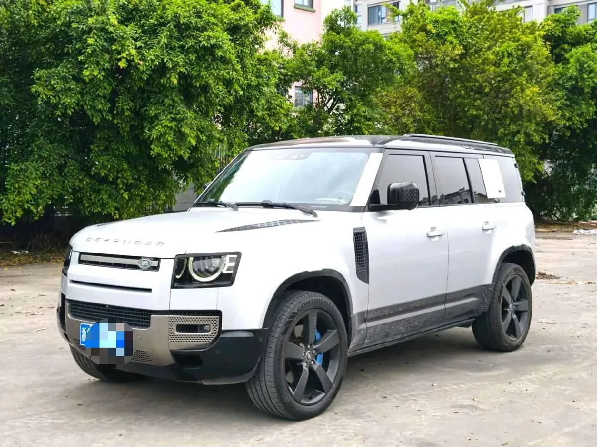 2024 Land Rover Defender 3.0T 400HP L6 8AT,autocango,china used car exporter,china ev exporter,chinese used car exporter,chinese used ev exporter