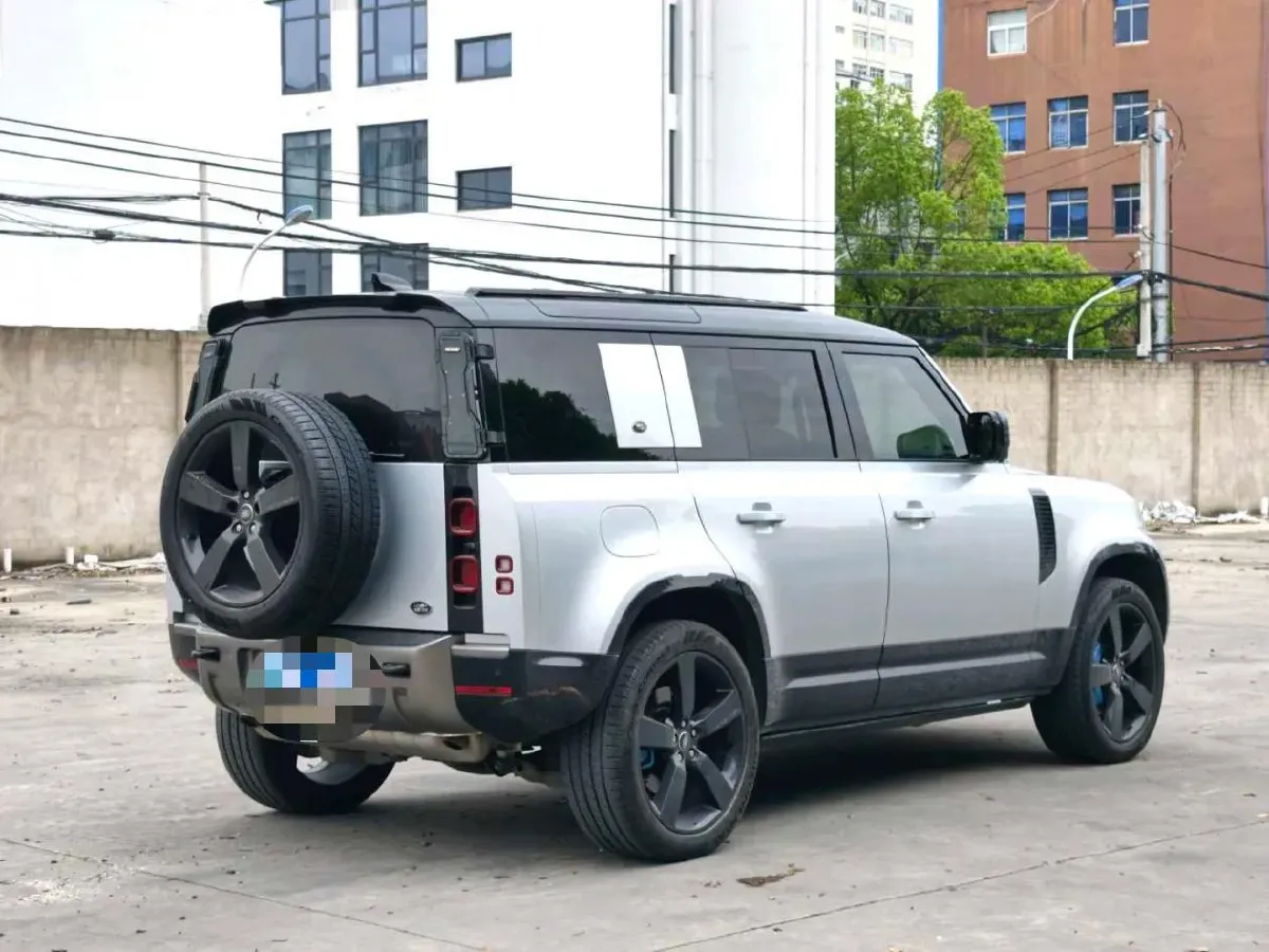 2024 Land Rover Defender 3.0T 400HP L6 8AT,autocango,china used car exporter,china ev exporter,chinese used car exporter,chinese used ev exporter