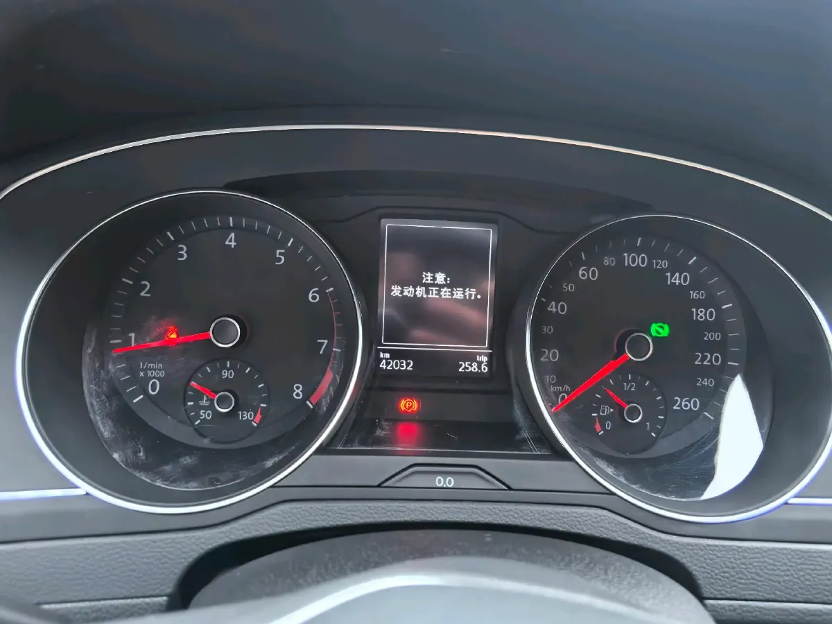 2019 Citroen C6 1.6T 170HP L4 6AT,autocango,china used car exporter,china ev exporter,chinese used car exporter,chinese used ev exporter