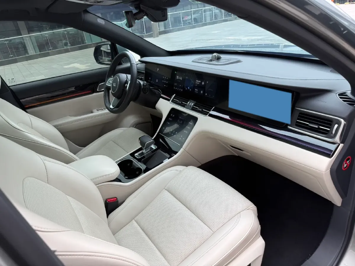 2021 Li ONE Range Extended 131HP REEV 40.5KWH,autocango,china used car exporter,china ev exporter,chinese used car exporter,chinese used ev exporter