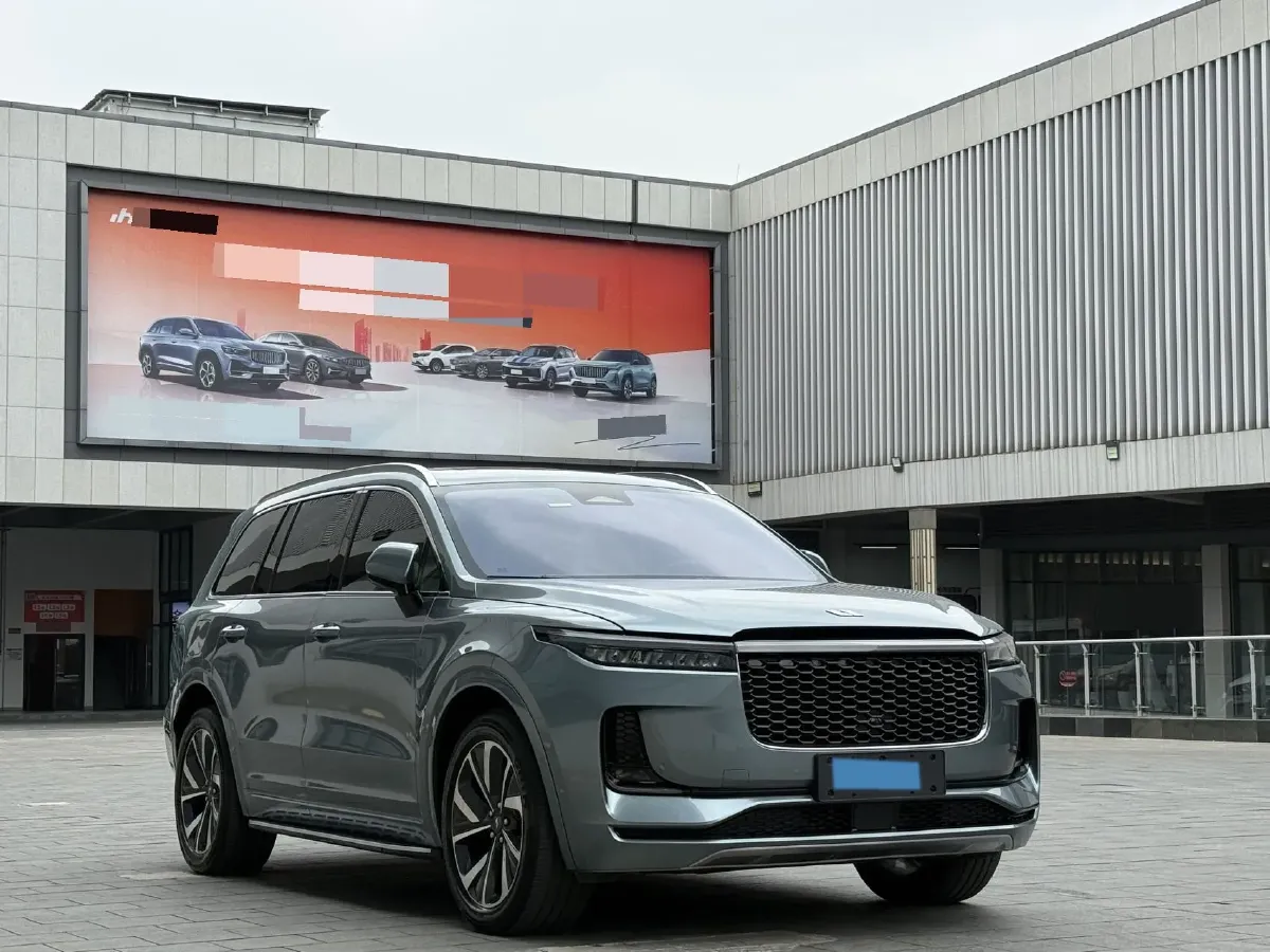 2021 Li ONE Range Extended 131HP REEV 40.5KWH,autocango,china used car exporter,china ev exporter,chinese used car exporter,chinese used ev exporter