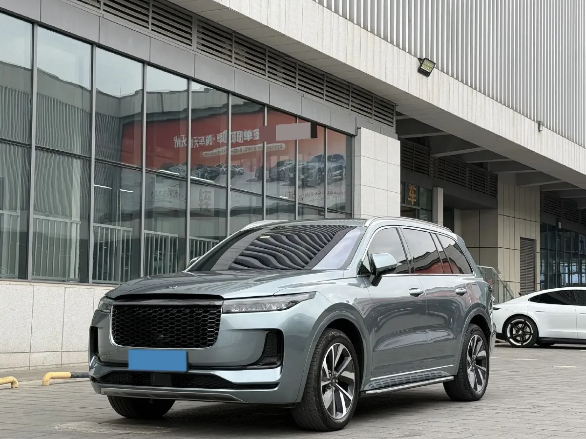 2021 Li ONE Range Extended 131HP REEV 40.5KWH,autocango,china used car exporter,china ev exporter,chinese used car exporter,chinese used ev exporter