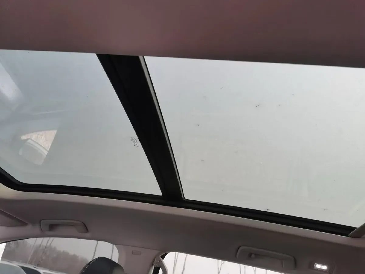 2021 Volkswagen Talagon 2.0T 220HP L4 7DCT,autocango,china used car exporter,china ev exporter,chinese used car exporter,chinese used ev exporter