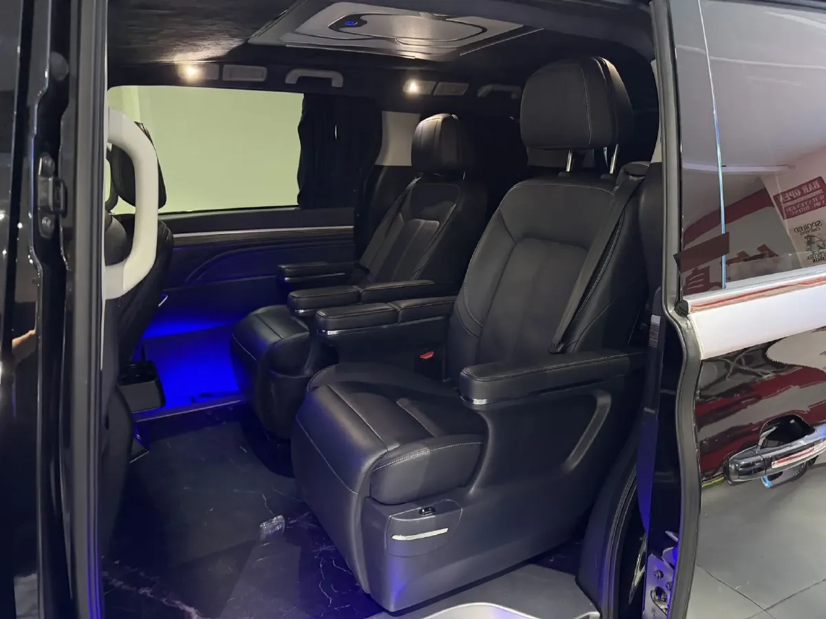 2021 GAC Trumpchi M8 2.0T 252HP L4 8AT,autocango,china used car exporter,china ev exporter,chinese used car exporter,chinese used ev exporter