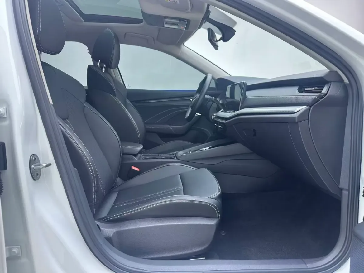 2023 Skoda Octavia 1.4T 150HP L4 7DCT,autocango,china used car exporter,china ev exporter,chinese used car exporter,chinese used ev exporter