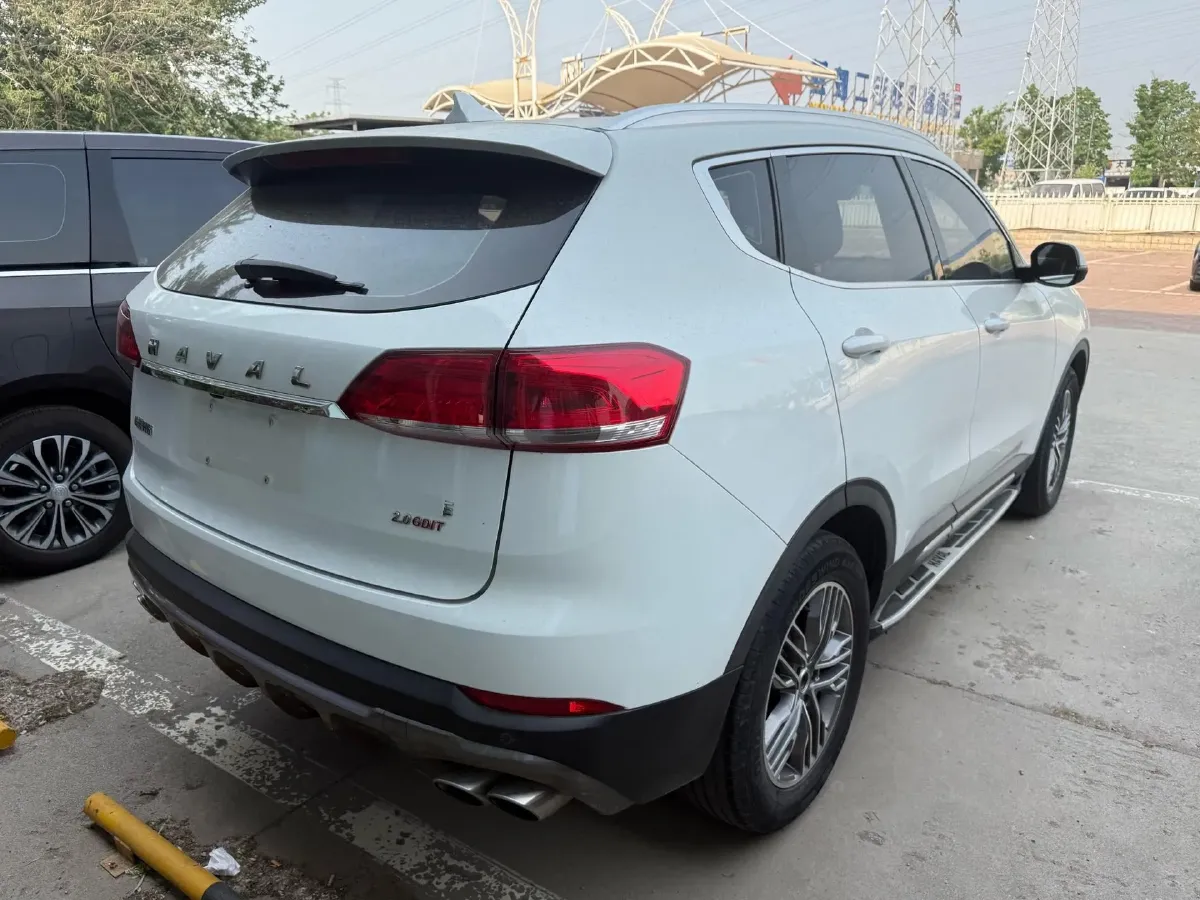 2018 Haval H6 2.0T 197HP L4 7DCT,autocango,china used car exporter,china ev exporter,chinese used car exporter,chinese used ev exporter