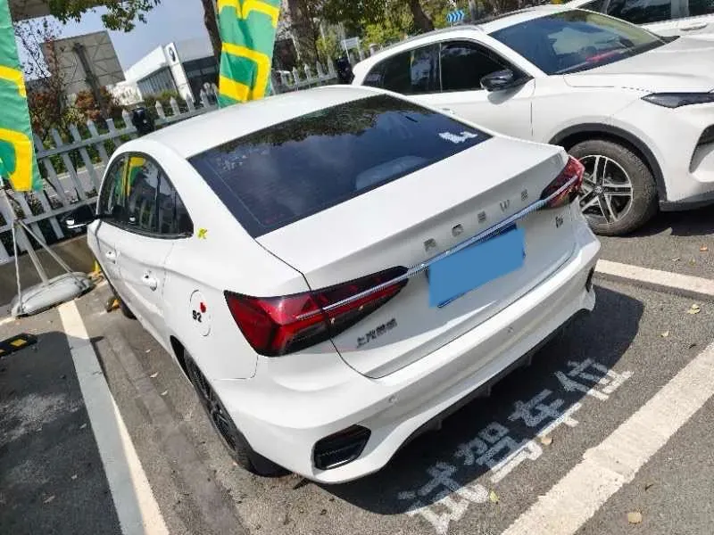 2021 Roewe i5 1.5L 120HP L4 CVT,autocango,china used car exporter,china ev exporter,chinese used car exporter,chinese used ev exporter