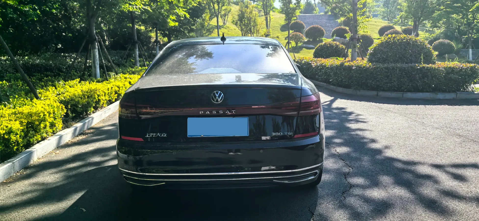 2025 Volkswagen Passat 2.0T 220HP L4 7DCT,autocango,china used car exporter,china ev exporter,chinese used car exporter,chinese used ev exporter