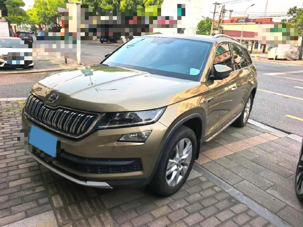 2017 Skoda Kodiak 1.8T 180HP L4 7DCT,autocango,china used car exporter,china ev exporter,chinese used car exporter,chinese used ev exporter