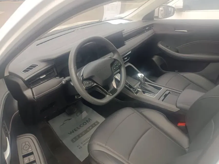 2023 Roewe i5 1.5L 129HP L4 CVT,autocango,china used car exporter,china ev exporter,chinese used car exporter,chinese used ev exporter