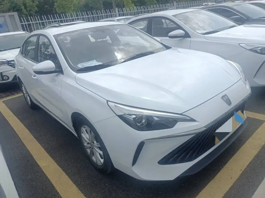 2023 Roewe i5 1.5L 129HP L4 CVT,autocango,china used car exporter,china ev exporter,chinese used car exporter,chinese used ev exporter