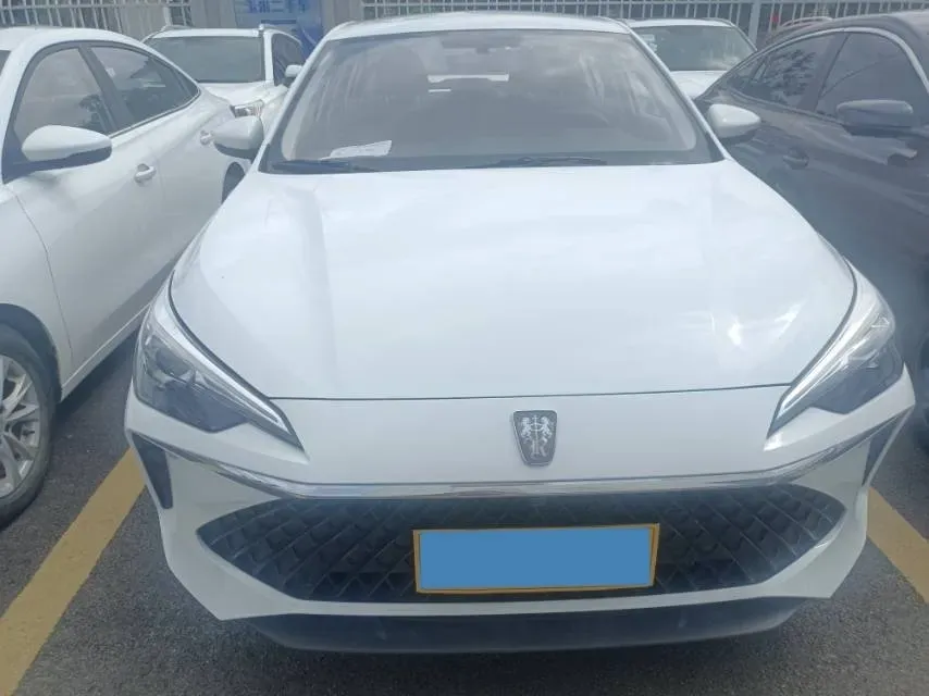 2023 Roewe i5 1.5L 129HP L4 CVT,autocango,china used car exporter,china ev exporter,chinese used car exporter,chinese used ev exporter