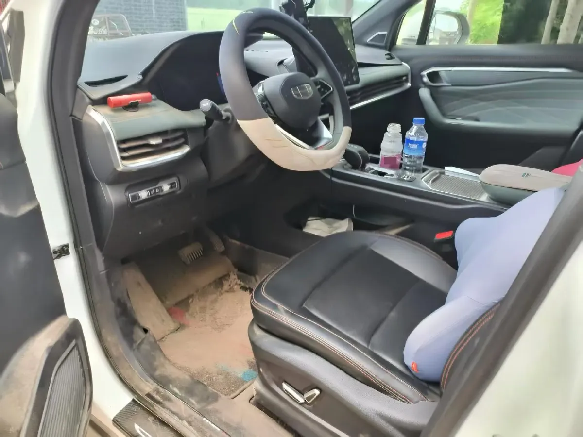 2024 Geely Okavango L 2.0T 218HP L4 7DCT,autocango,china used car exporter,china ev exporter,chinese used car exporter,chinese used ev exporter