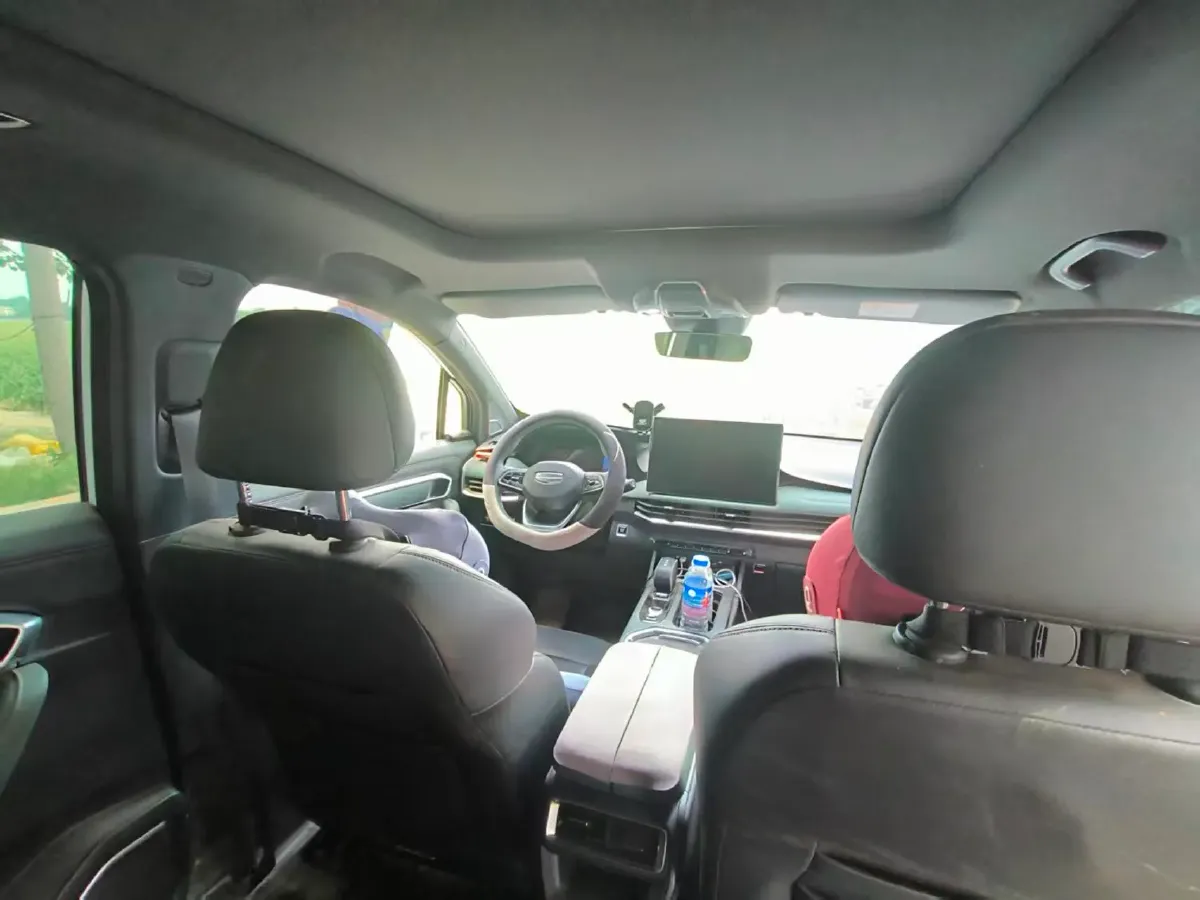 2024 Geely Okavango L 2.0T 218HP L4 7DCT,autocango,china used car exporter,china ev exporter,chinese used car exporter,chinese used ev exporter
