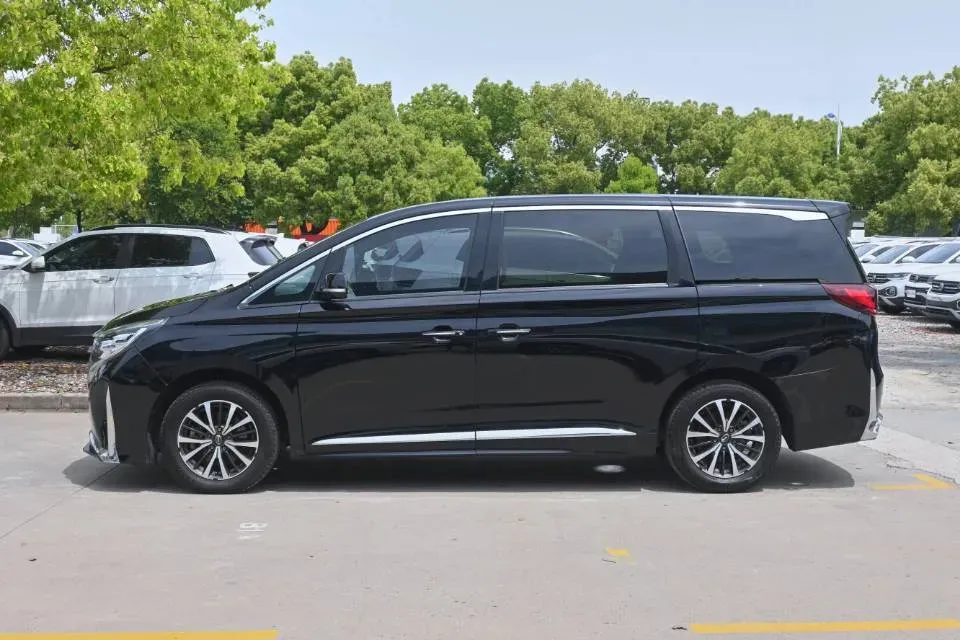 2023 GAC Trumpchi M8 2.0T 252HP L4 8AT,autocango,china used car exporter,china ev exporter,chinese used car exporter,chinese used ev exporter