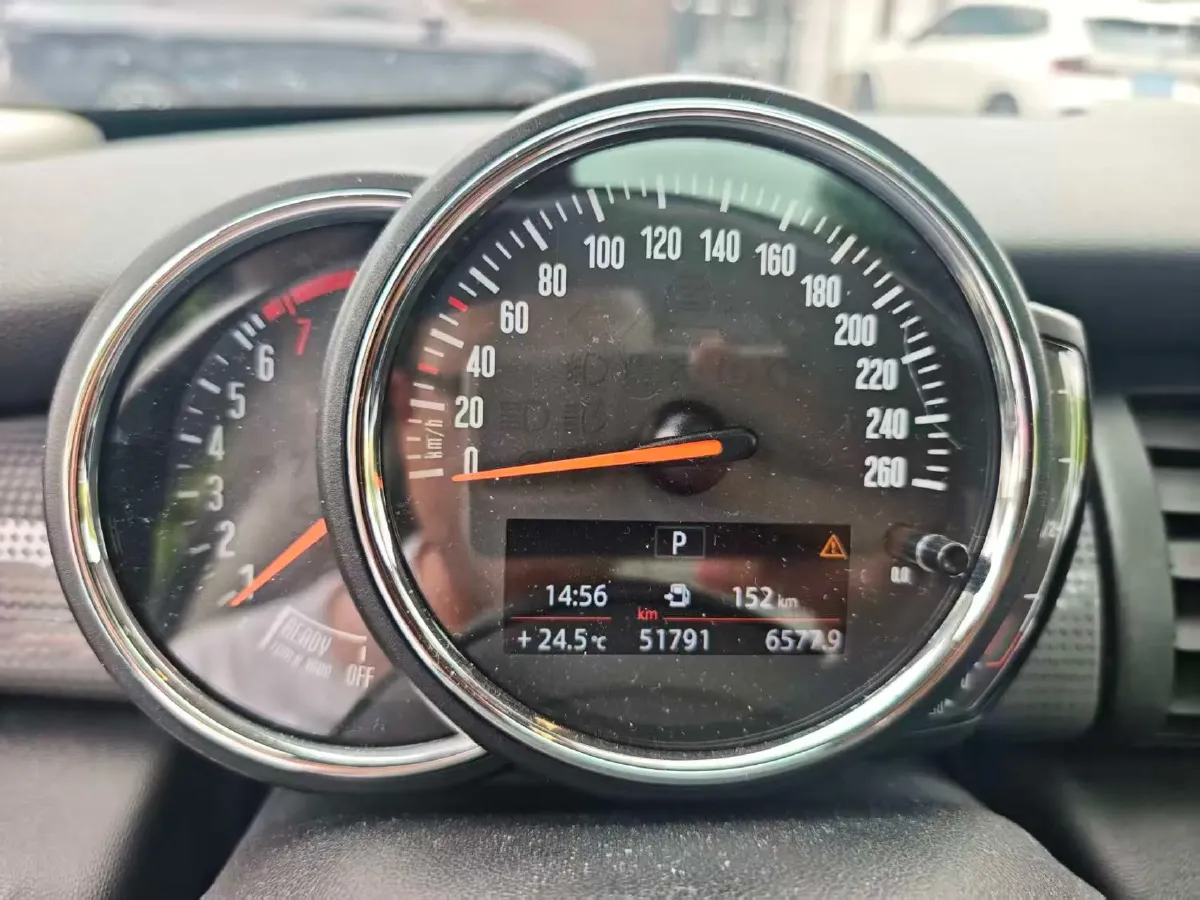 2018 MINI MINI 1.5T 136HP L3 6AT,autocango,china used car exporter,china ev exporter,chinese used car exporter,chinese used ev exporter