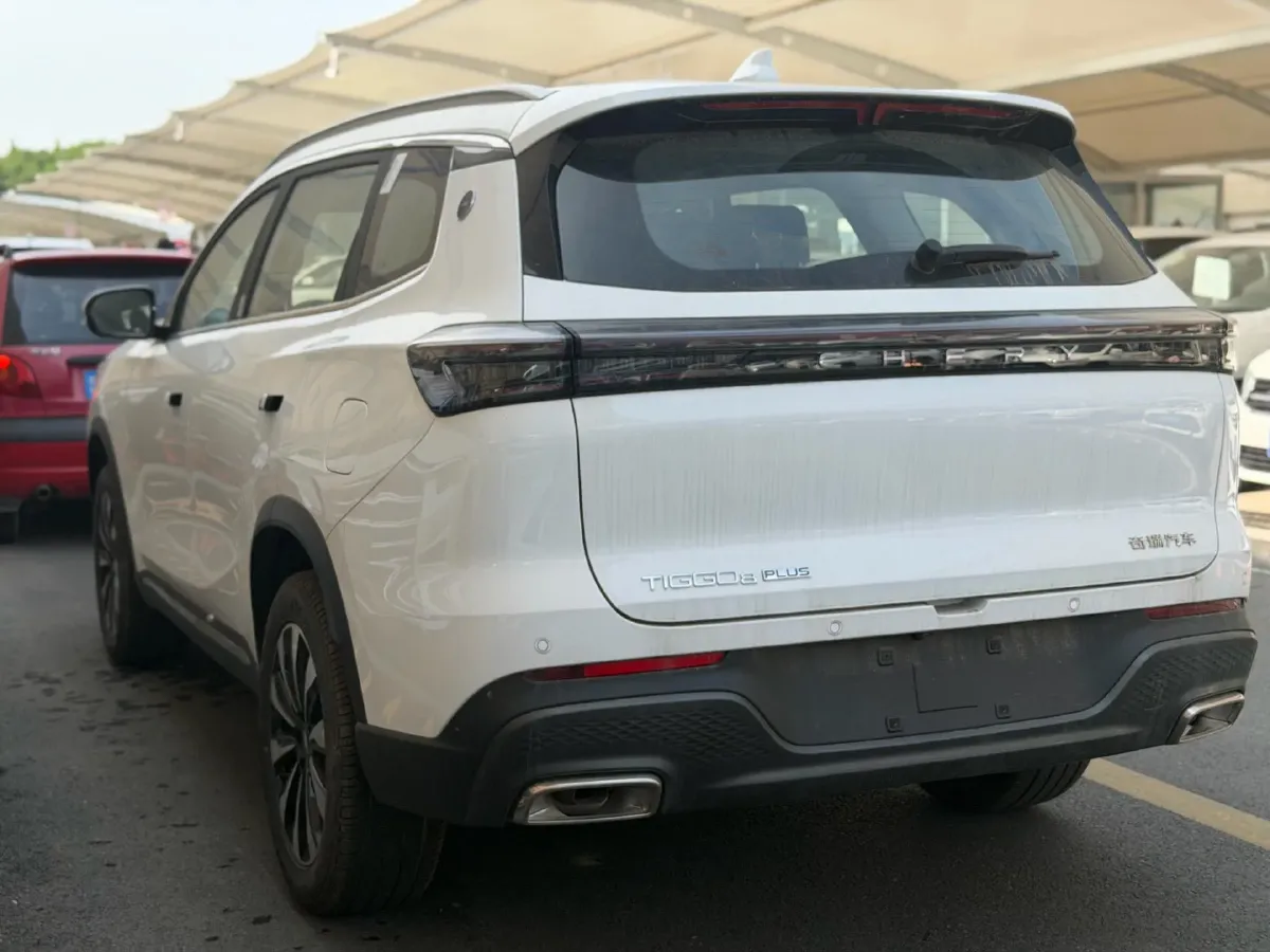 2025 Chery Tiggo 8 Plus 1.6T 197HP L4 7DCT,autocango,china used car exporter,china ev exporter,chinese used car exporter,chinese used ev exporter