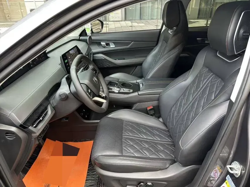 2021 ChangAn UNI-K 2.0T 233HP L4 8AT,autocango,china used car exporter,china ev exporter,chinese used car exporter,chinese used ev exporter