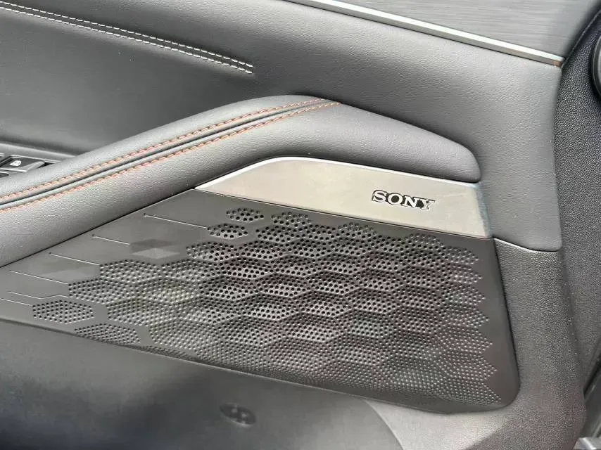2021 ChangAn UNI-K 2.0T 233HP L4 8AT,autocango,china used car exporter,china ev exporter,chinese used car exporter,chinese used ev exporter