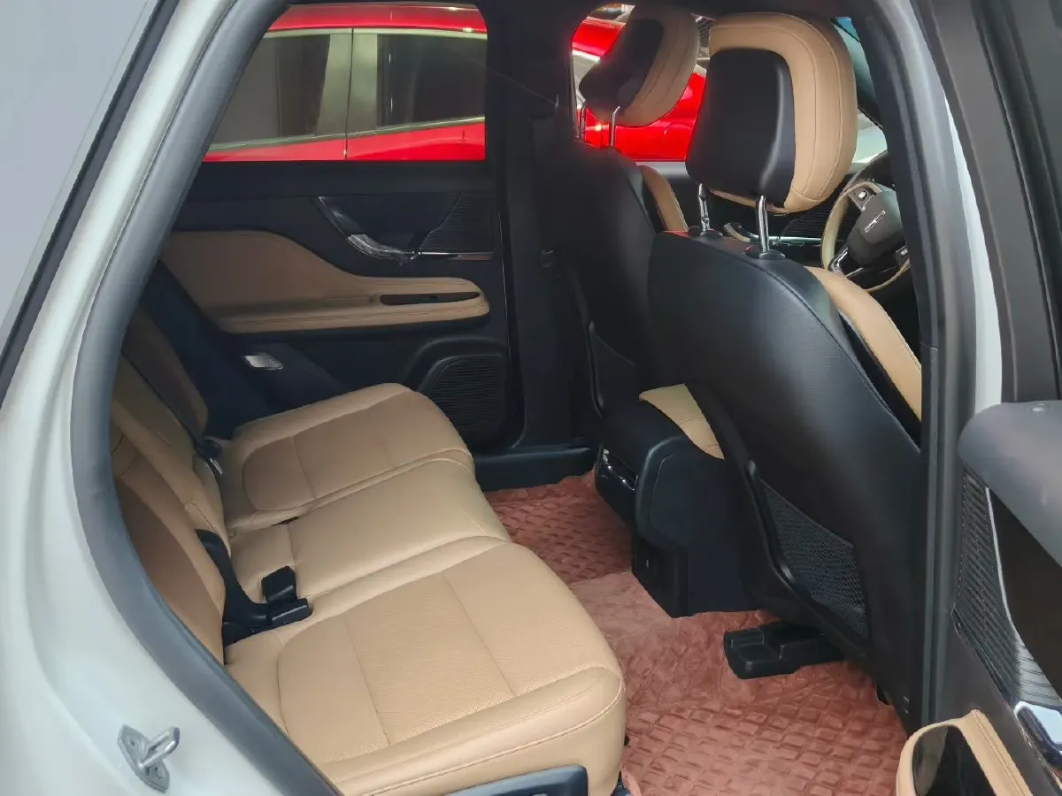 2021 Lincoln Corsair 2.0T 245HP L4 8AT,autocango,china used car exporter,china ev exporter,chinese used car exporter,chinese used ev exporter