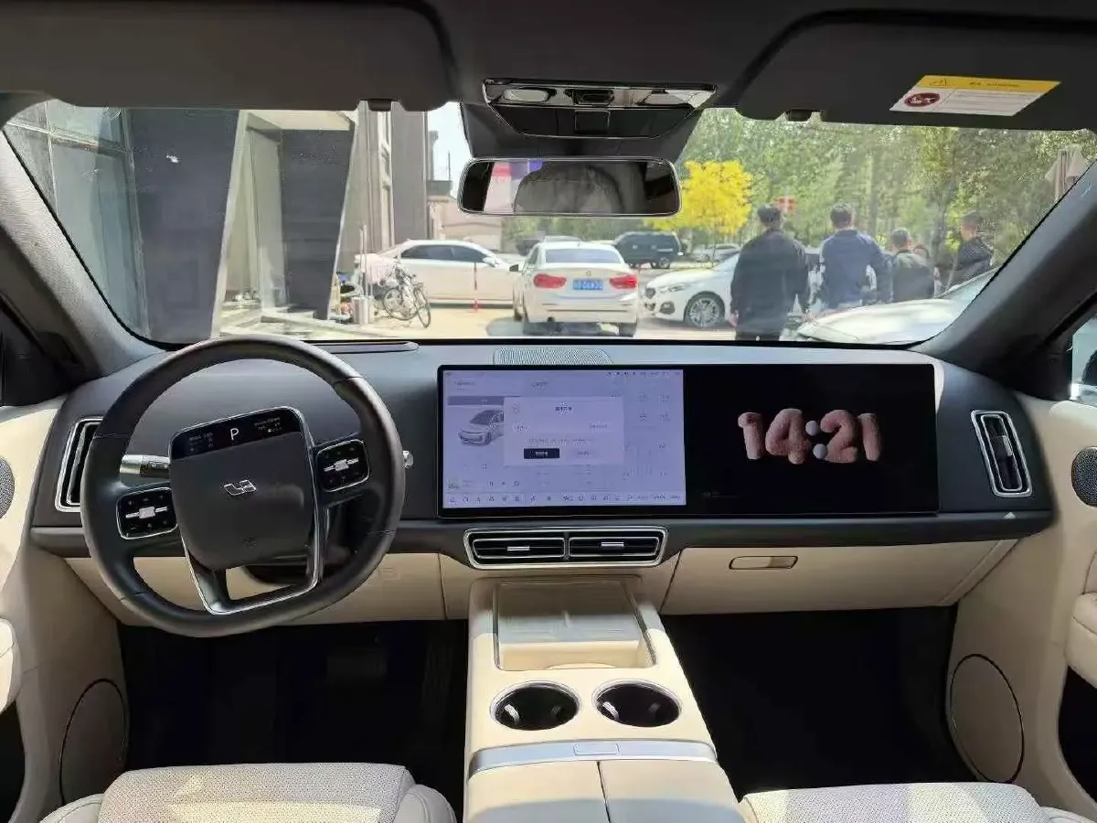 2024 Li L6 Range Extended 154HP L4 REEV 36.8KWH,autocango,china used car exporter,china ev exporter,chinese used car exporter,chinese used ev exporter