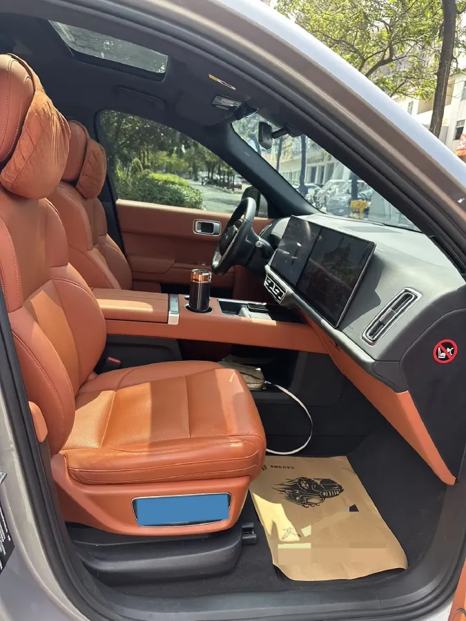 2022 Li L9 Range Extended 154HP REEV 42.6KWH,autocango,china used car exporter,china ev exporter,chinese used car exporter,chinese used ev exporter