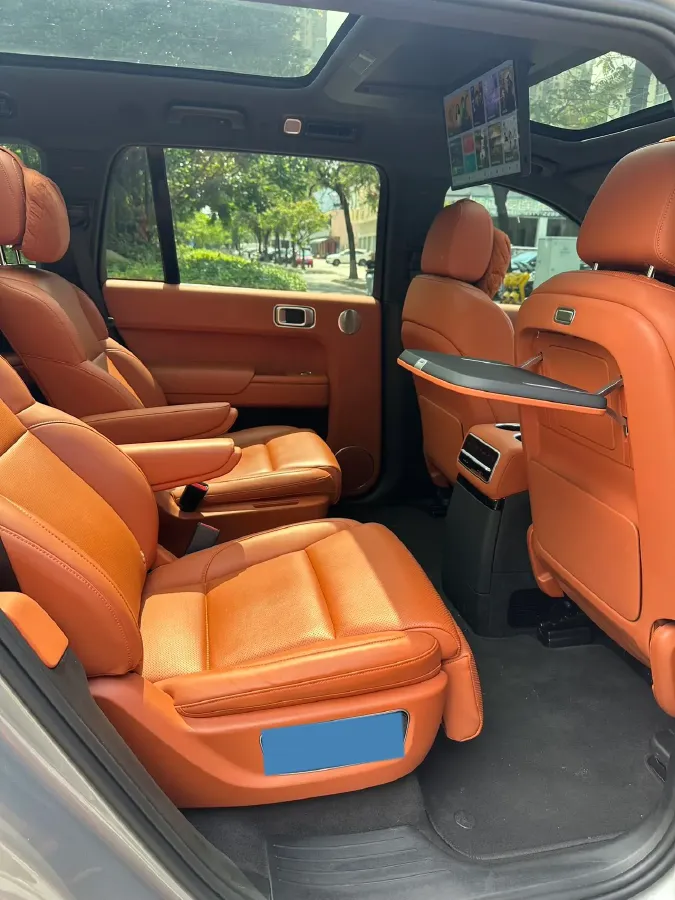 2022 Li L9 Range Extended 154HP REEV 42.6KWH,autocango,china used car exporter,china ev exporter,chinese used car exporter,chinese used ev exporter