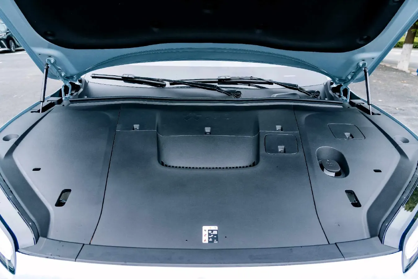 2025 NIO EC6 BEV,autocango,china used car exporter,china ev exporter,chinese used car exporter,chinese used ev exporter