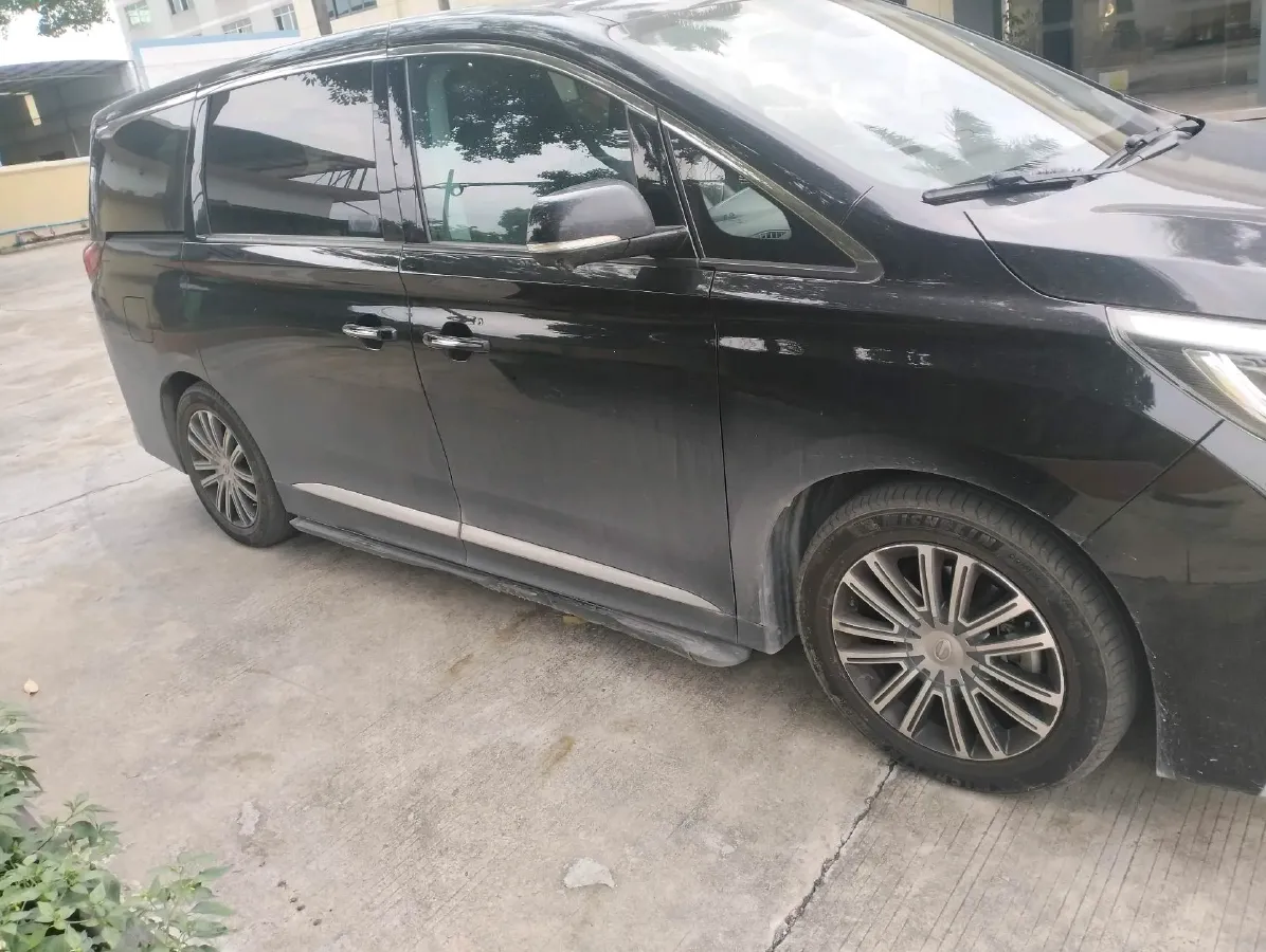 2021 GAC Trumpchi M8 2.0T 252HP L4 8AT,autocango,china used car exporter,china ev exporter,chinese used car exporter,chinese used ev exporter