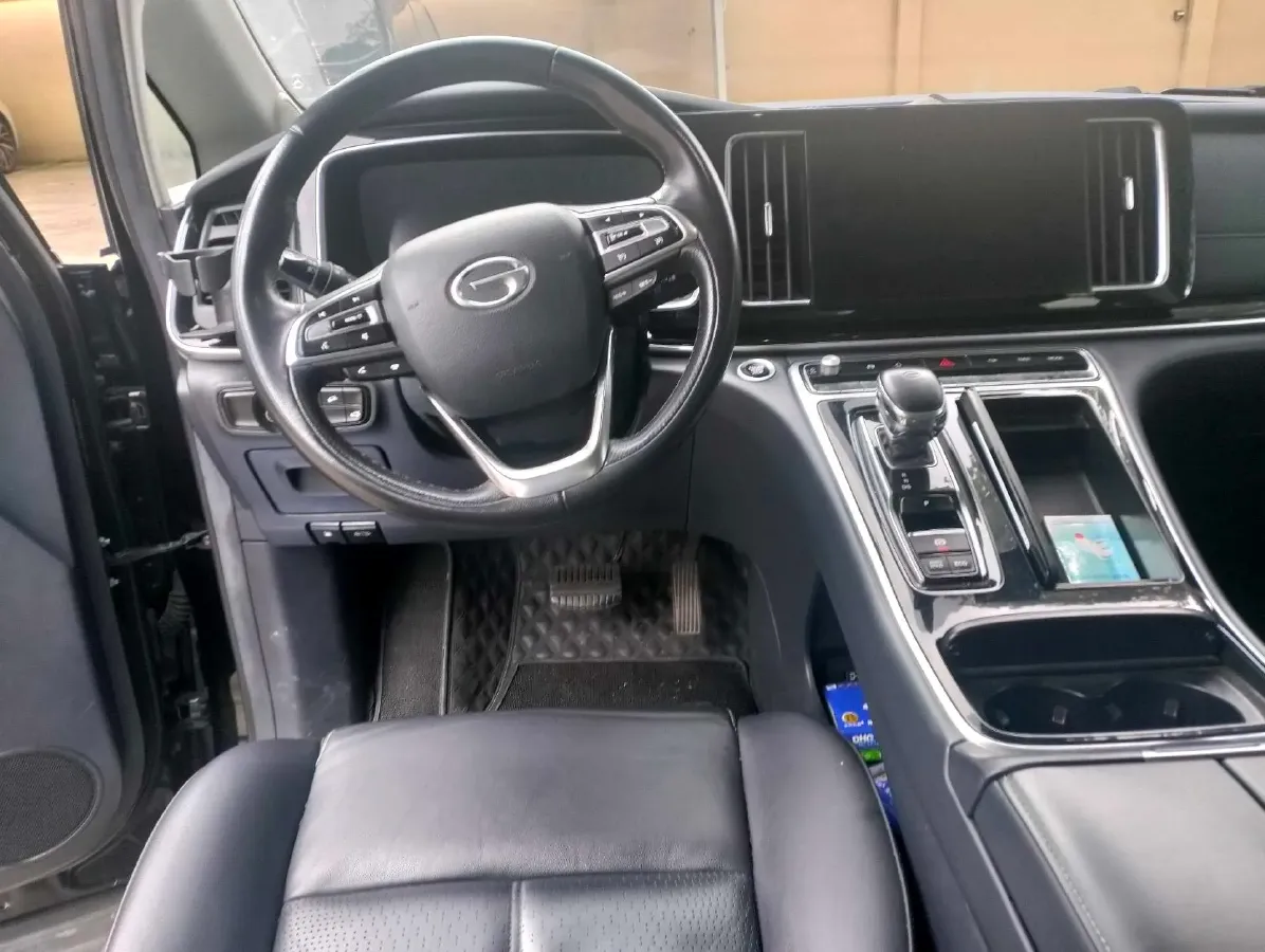 2021 GAC Trumpchi M8 2.0T 252HP L4 8AT,autocango,china used car exporter,china ev exporter,chinese used car exporter,chinese used ev exporter